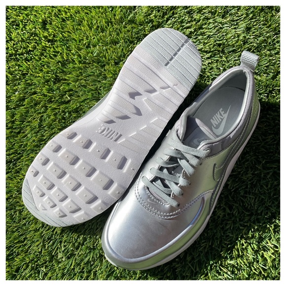 Nike Air Max Metallic Thea Sneaker - Picture 3 of 4